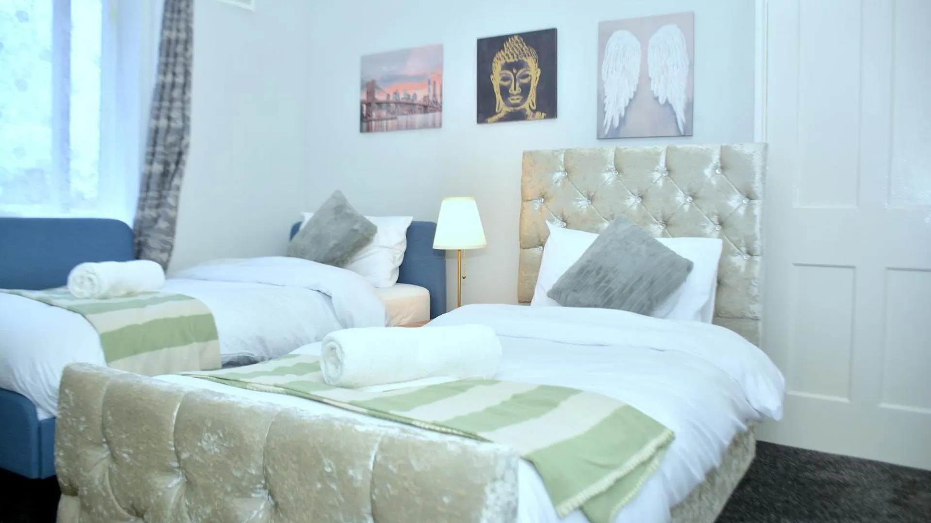 Tranquil Stays At 3 Bedroom House In Dagenham United Kingdom