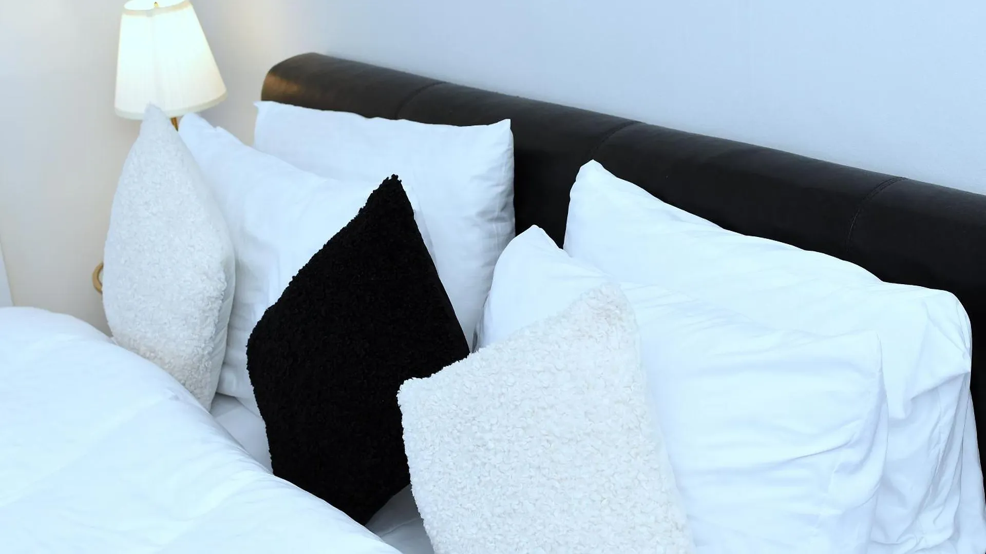 Apartment Tranquil Stays At 3 Bedroom House In Dagenham United Kingdom