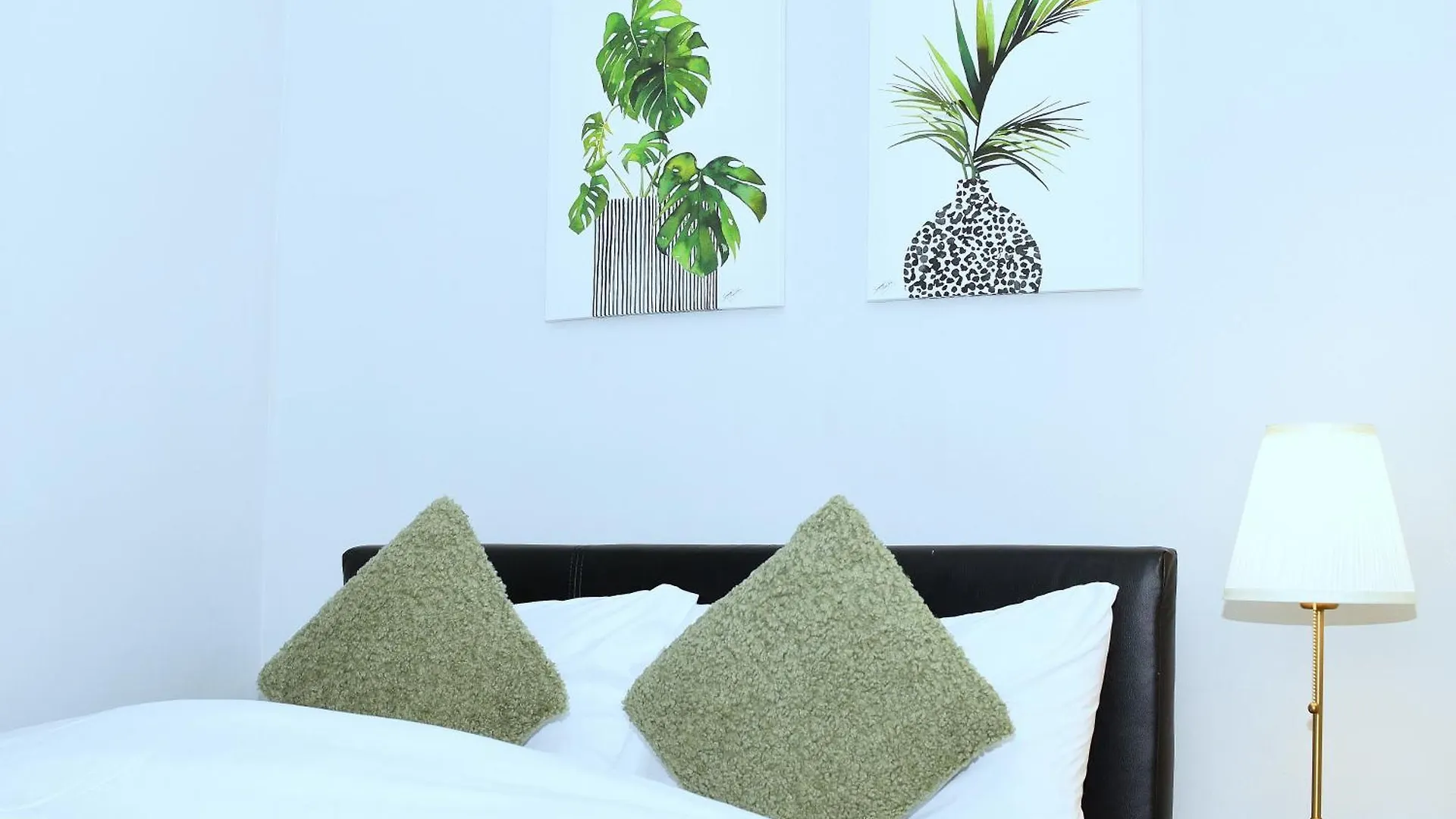 Apartment Tranquil Stays At 3 Bedroom House In Dagenham United Kingdom