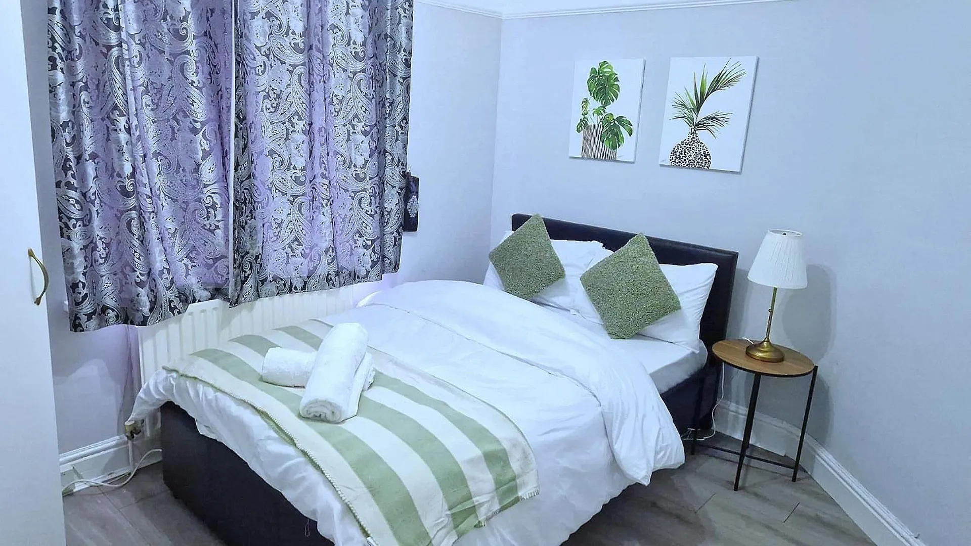 Tranquil Stays At 3 Bedroom House In Dagenham